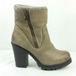 Steve Madden Sweater Size 8 Brown Leather Boots